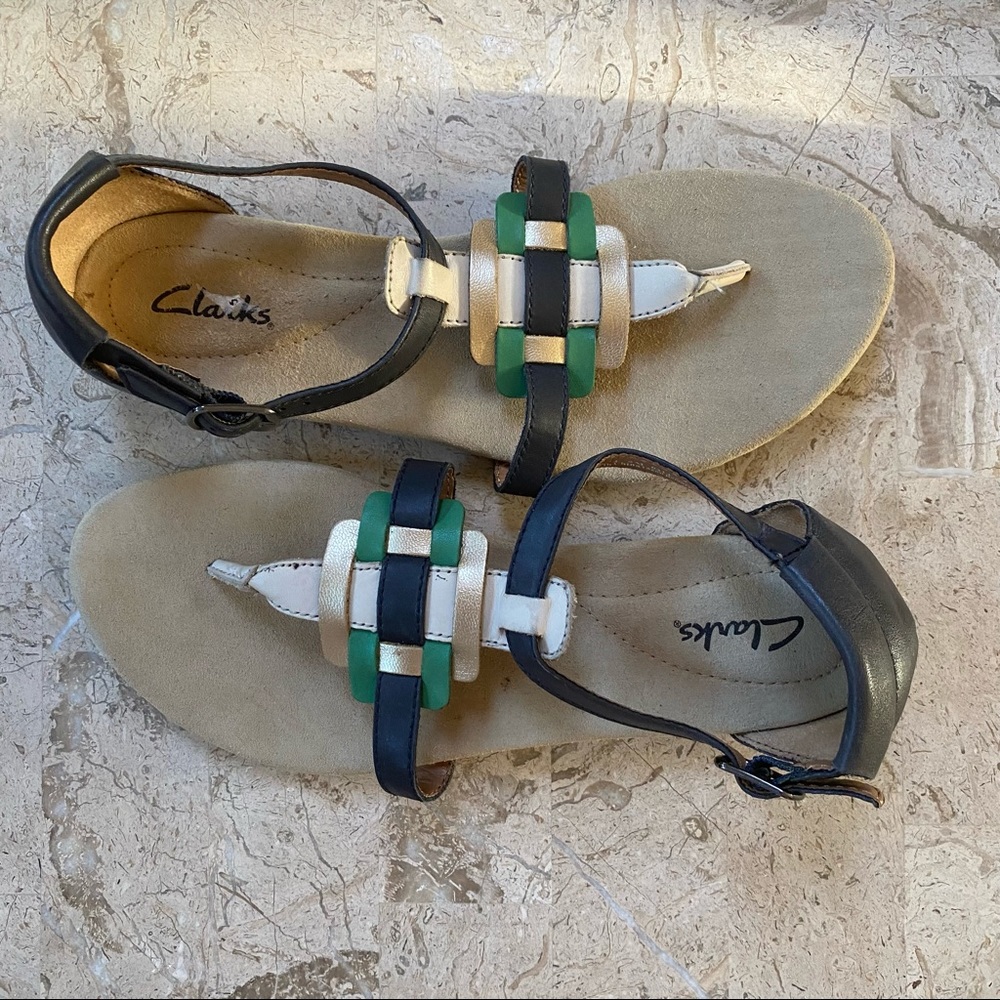 Clarks Qwin Adonia Gladiator Sandal Leather size 9